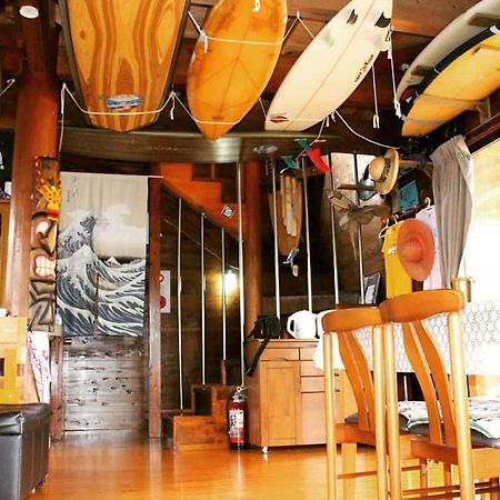 Tropical Surf House Okinawa Hotel Onna Exterior foto