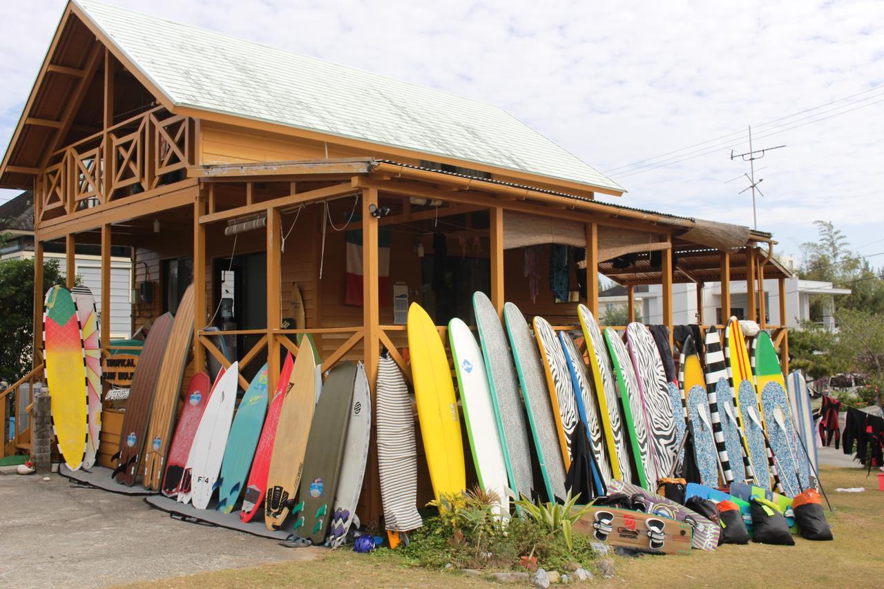 Tropical Surf House Okinawa Hotel Onna Exterior foto